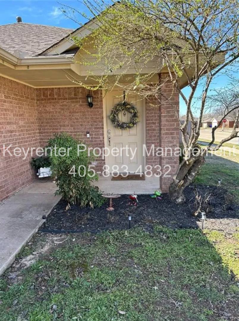 House for rent at 802 Beaumont Square, Norman, OK 73071