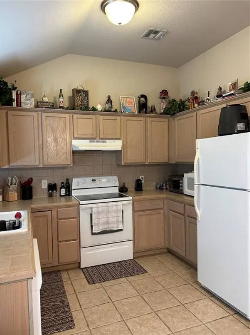 House for rent at 802 Beaumont Square, Norman, OK 73071