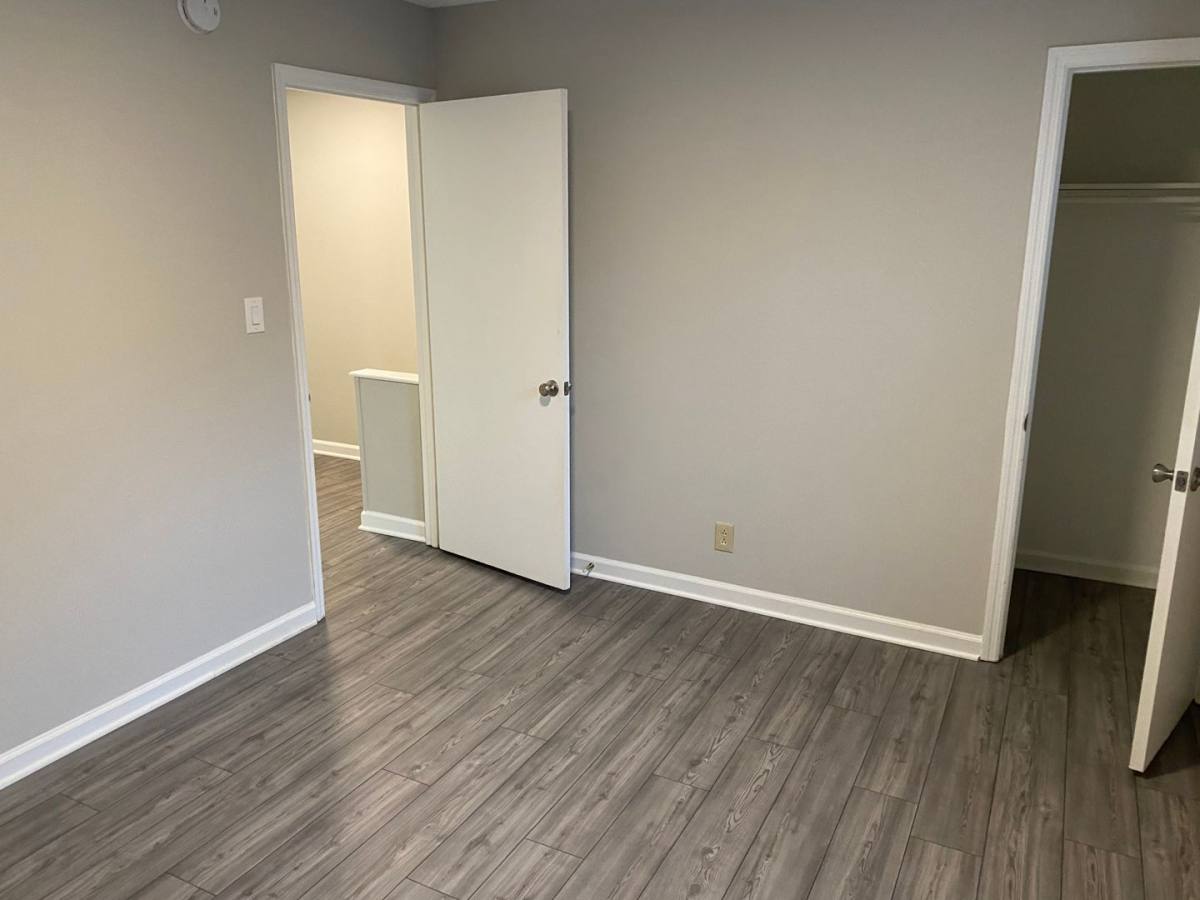 House for rent at 151 Edgewood Dr, Hendersonville, TN 37075