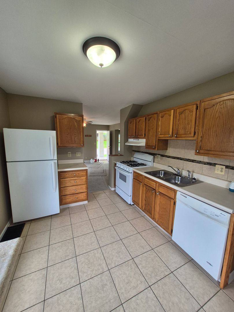 House for rent at 1001 S Hinshaw, Bloomington, IL 61701