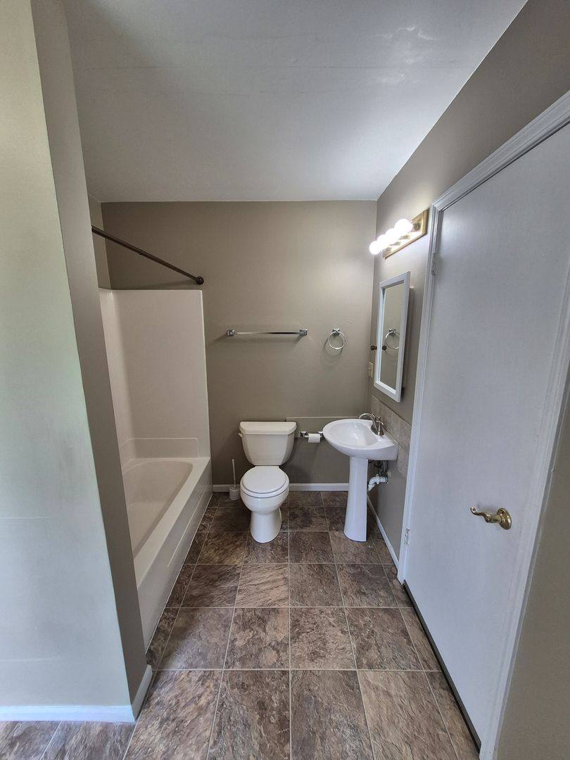 House for rent at 1001 S Hinshaw, Bloomington, IL 61701
