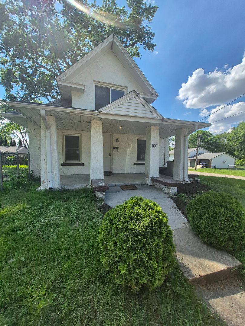 House for rent at 1001 S Hinshaw, Bloomington, IL 61701