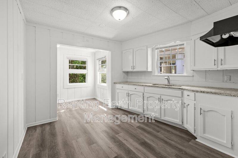 House for rent at 514 81st St S, Birmingham, AL 35206