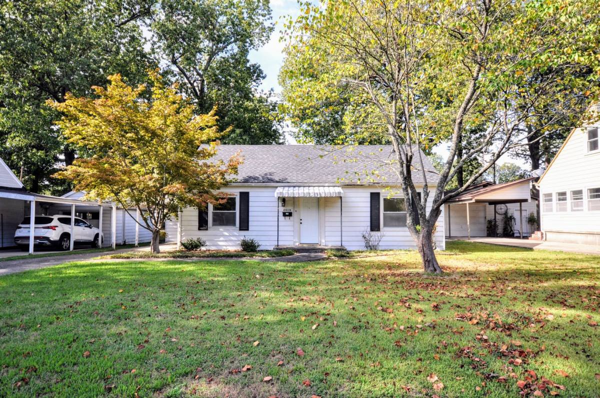 House for rent at 2515 Monroe St, Paducah, KY 42001