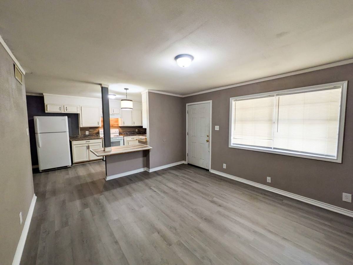 Apartment for rent at 170 Clark St, Beaumont, TX 77705