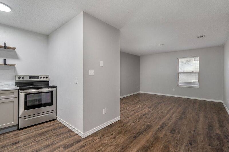 Apartment for rent at 1138 E Walnut St #5, Springfield, MO 65806