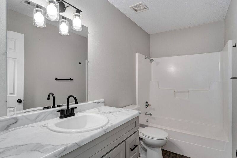 Apartment for rent at 1138 E Walnut St #5, Springfield, MO 65806