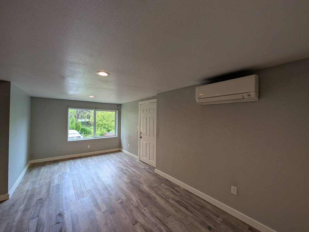 Apartment for rent at 625 E Fifth Ave, Riddle, OR 97469