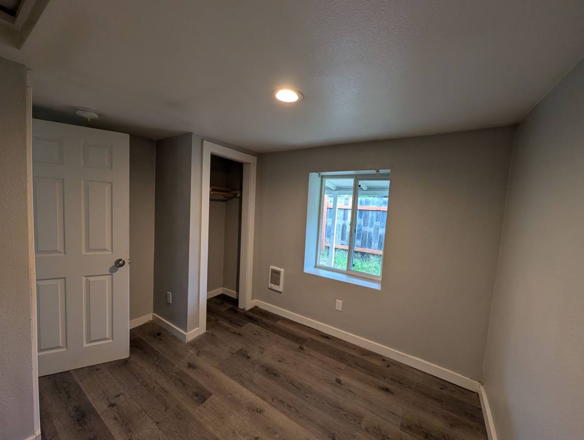 Apartment for rent at 625 E Fifth Ave, Riddle, OR 97469