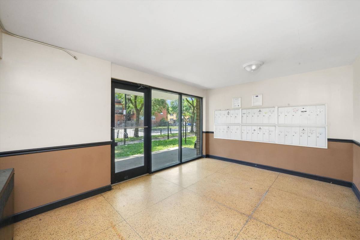 Apartment for rent at 7801 S Shore Dr, Chicago, IL 60649