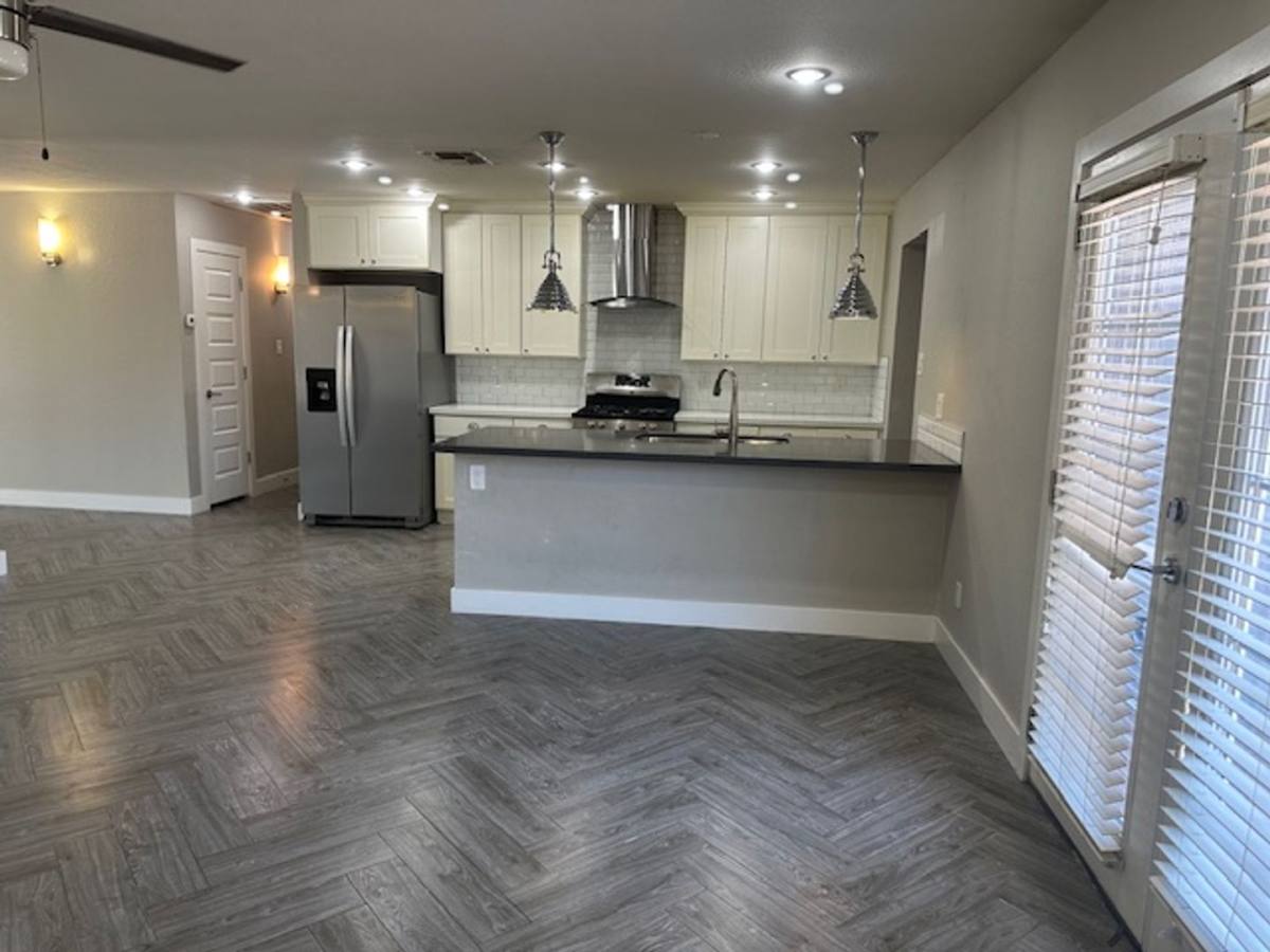 House for rent at 1416 E Del Rio Dr, Tempe, AZ 85282