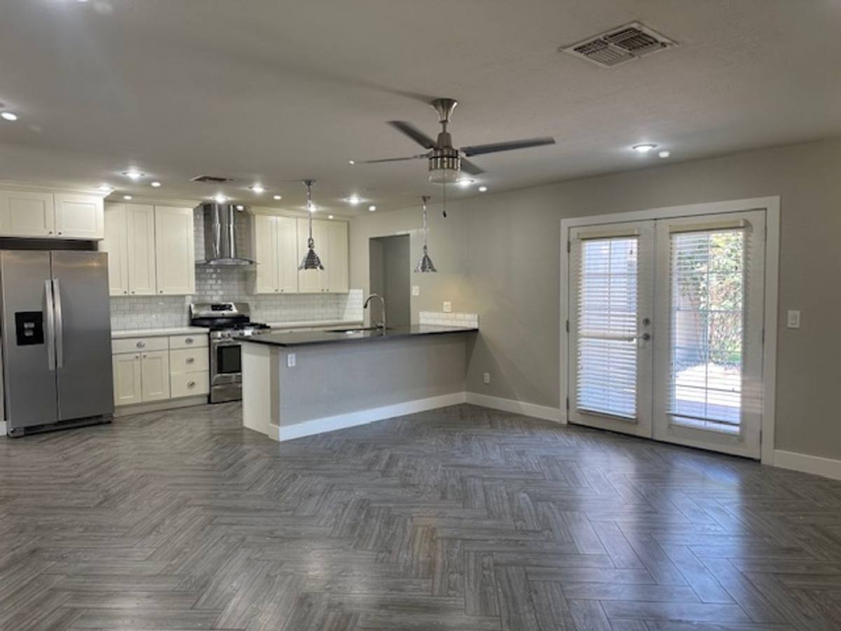 House for rent at 1416 E Del Rio Dr, Tempe, AZ 85282