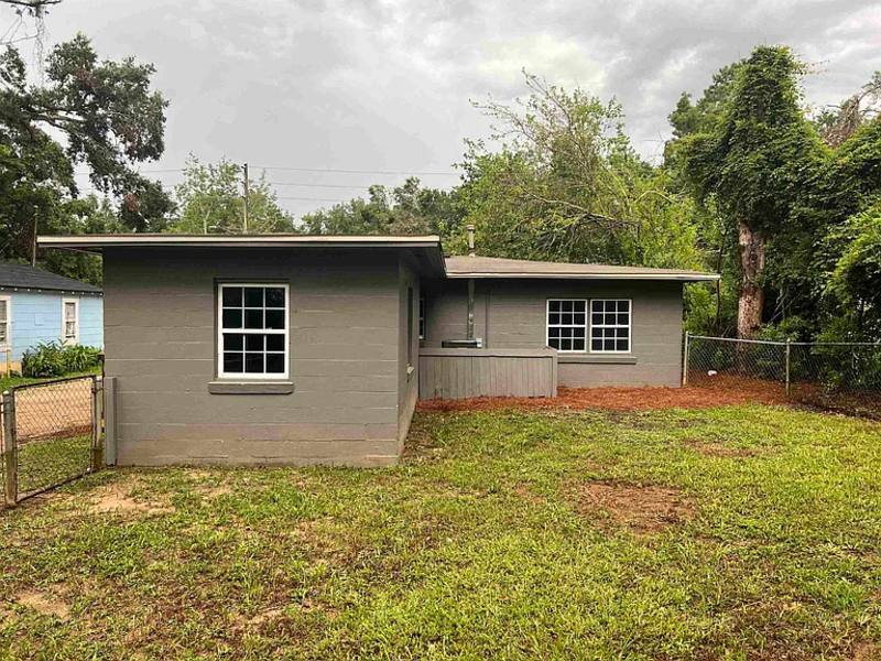 Apartment for rent at 1240 Levy Ave #2, Tallahassee, FL 32310