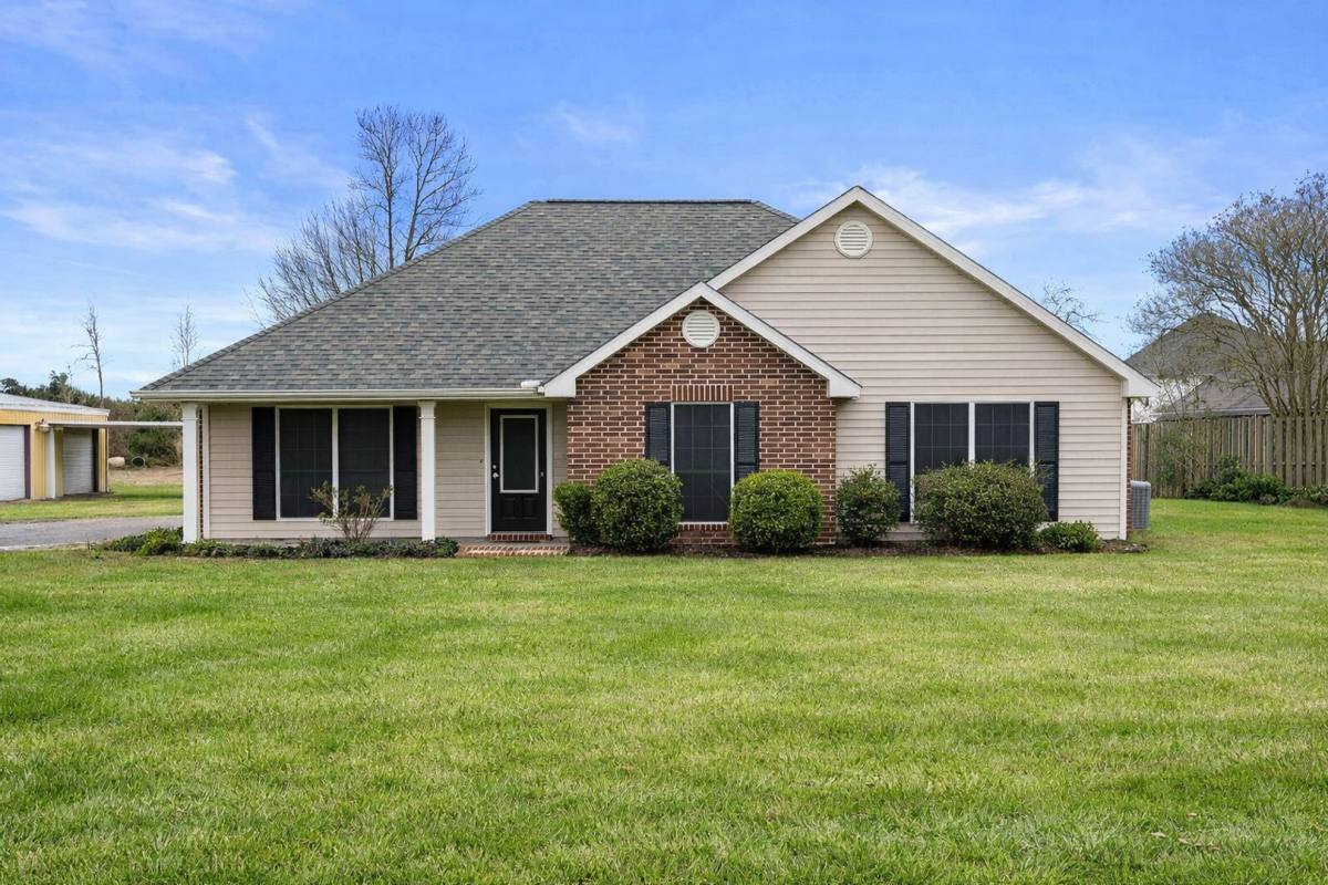 House for rent at 4607 W Prien Lake Rd, Lake Charles, LA 70605