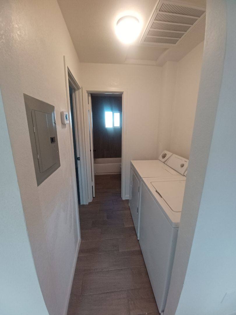 Apartment for rent at 2033 W Madison St, Phoenix, AZ 85009