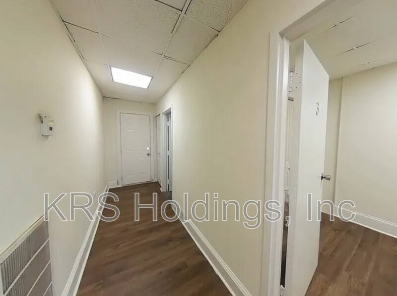 Apartment for rent at 908 W Broad St, Richmond, VA 23220