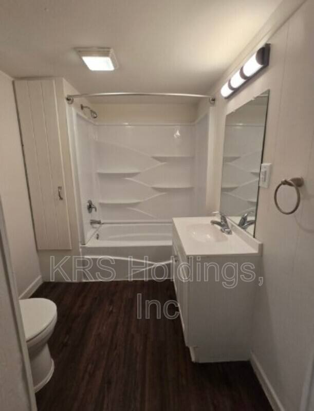 Apartment for rent at 908 W Broad St, Richmond, VA 23220