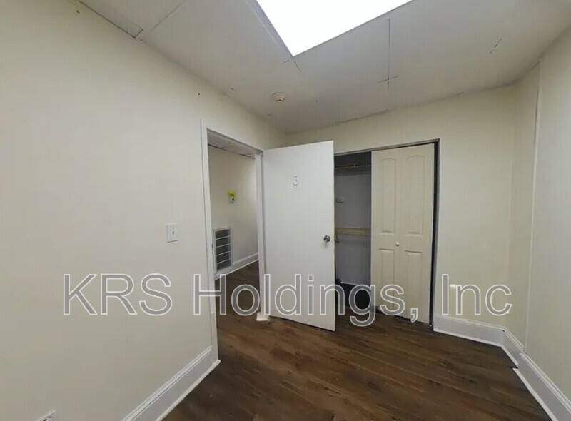 Apartment for rent at 908 W Broad St, Richmond, VA 23220