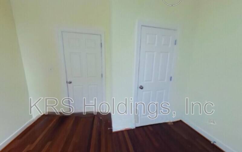 Apartment for rent at 123 E Broad St, Richmond, VA 23219