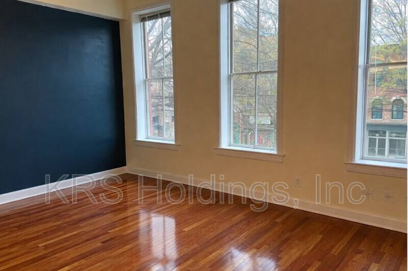 Apartment for rent at 123 E Broad St, Richmond, VA 23219