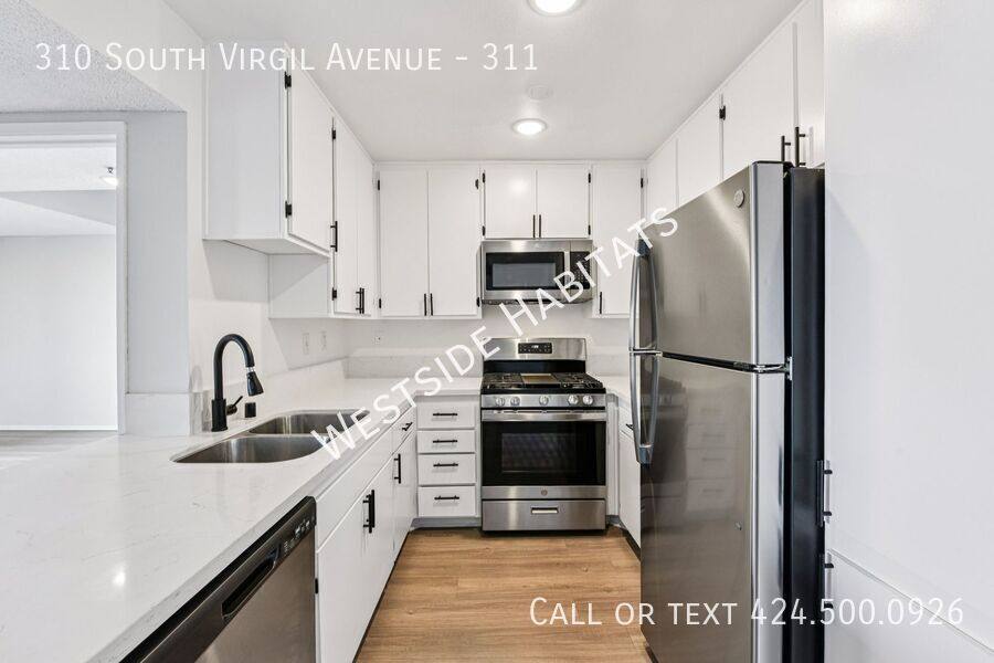 Apartment for rent at 310 S Virgil Ave, Los Angeles, CA 90020