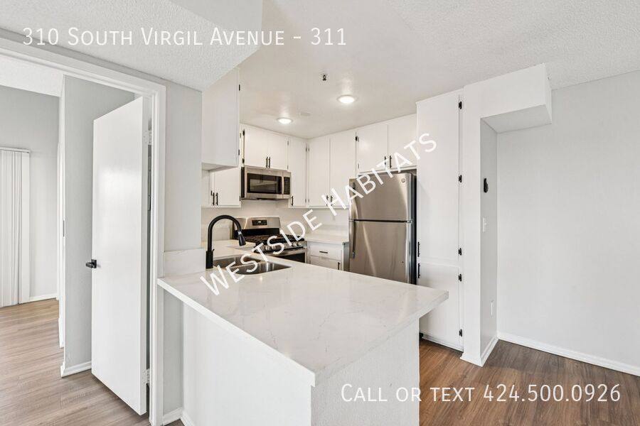 Apartment for rent at 310 S Virgil Ave, Los Angeles, CA 90020