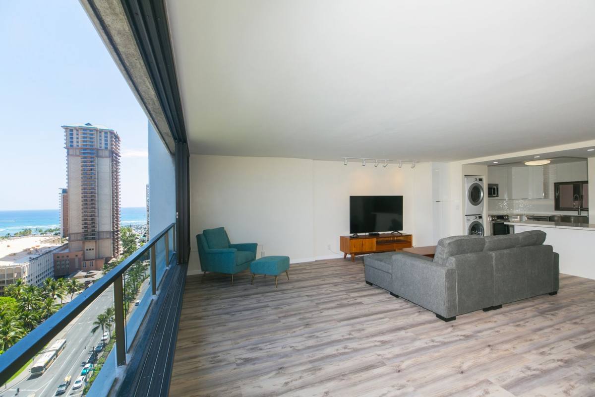 Apartment for rent at 1910 Ala Moana Blvd, Honolulu, HI 96815