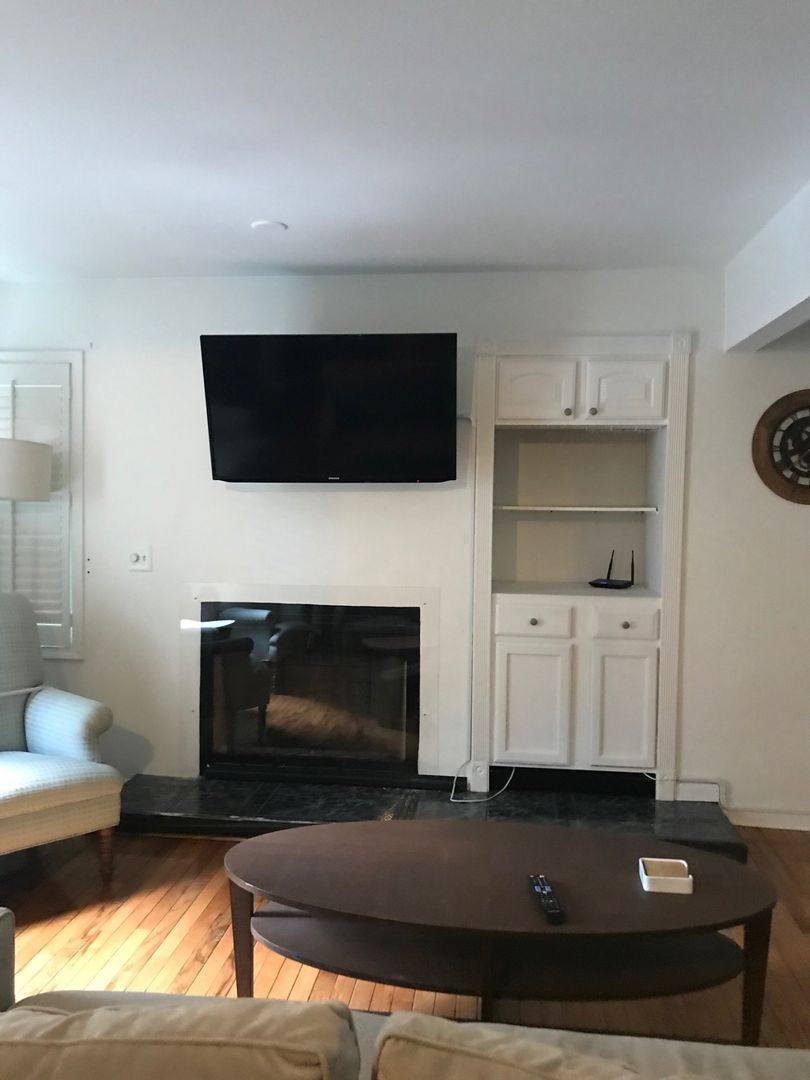 Apartment for rent at 106 Tulip Tree Court, Ann Arbor, MI 48103