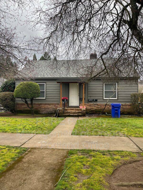 House for rent at 5026 N Harvard #C, Portland, OR 97203