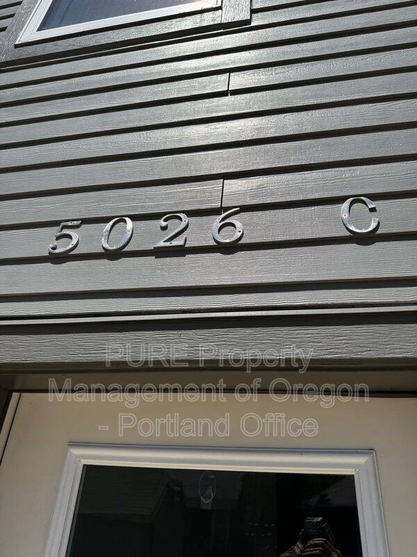 House for rent at 5026 N Harvard #C, Portland, OR 97203