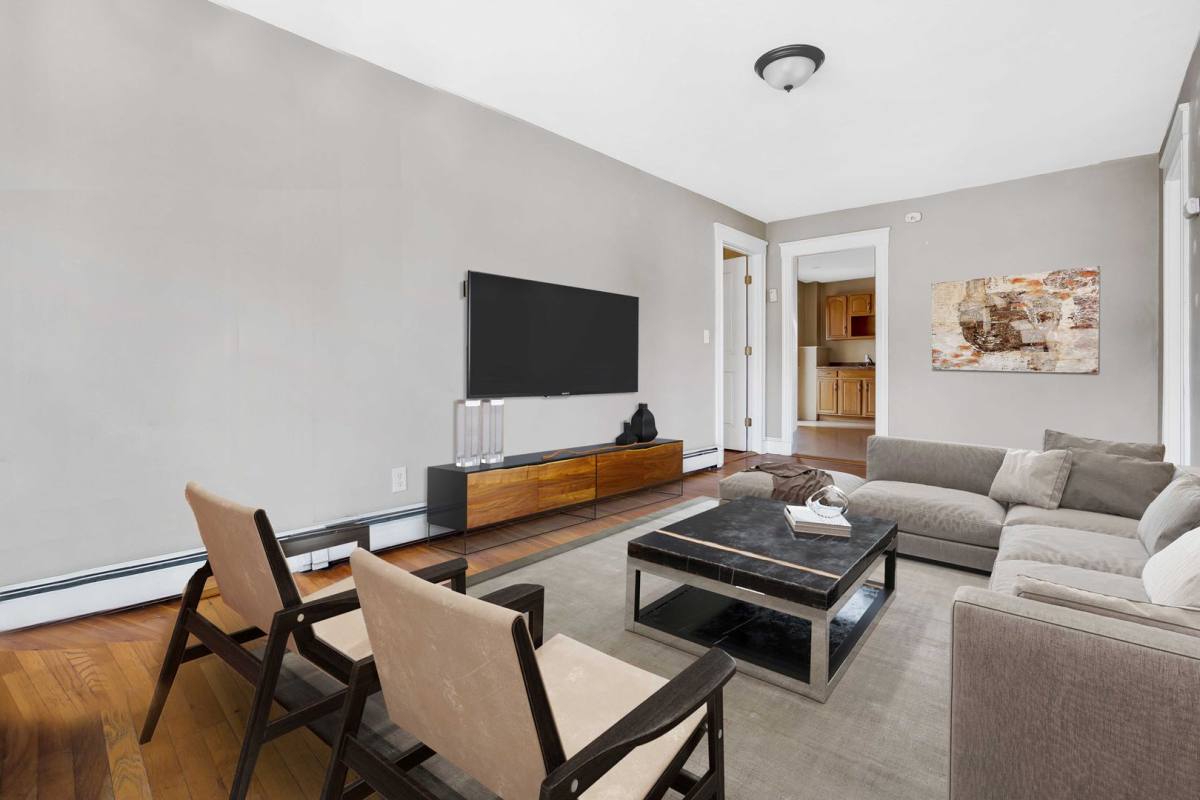 Apartment for rent at 248 Rantoul St, Beverly, MA 01915