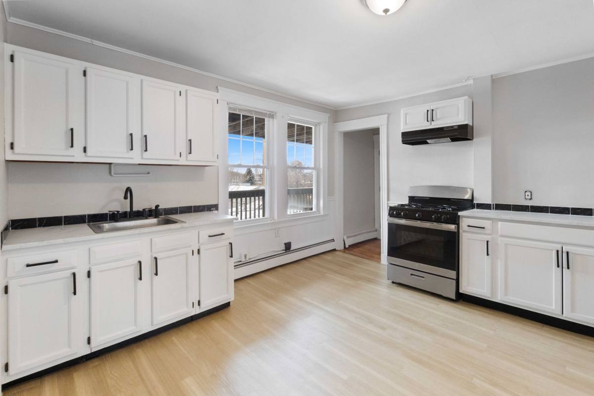 Apartment for rent at 248 Rantoul St, Beverly, MA 01915