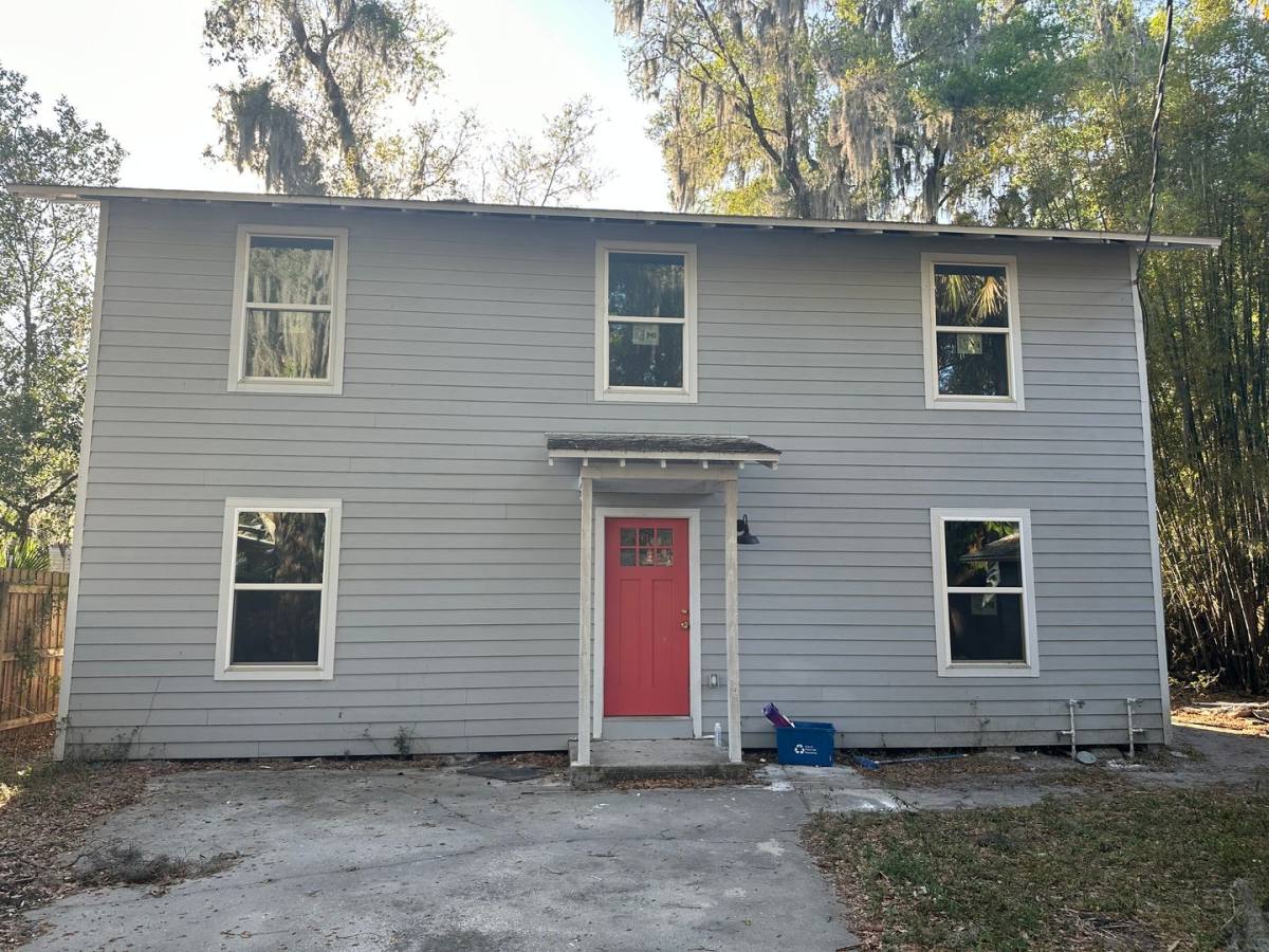 House for rent at 105 N Davis St, Plant City, FL 33563