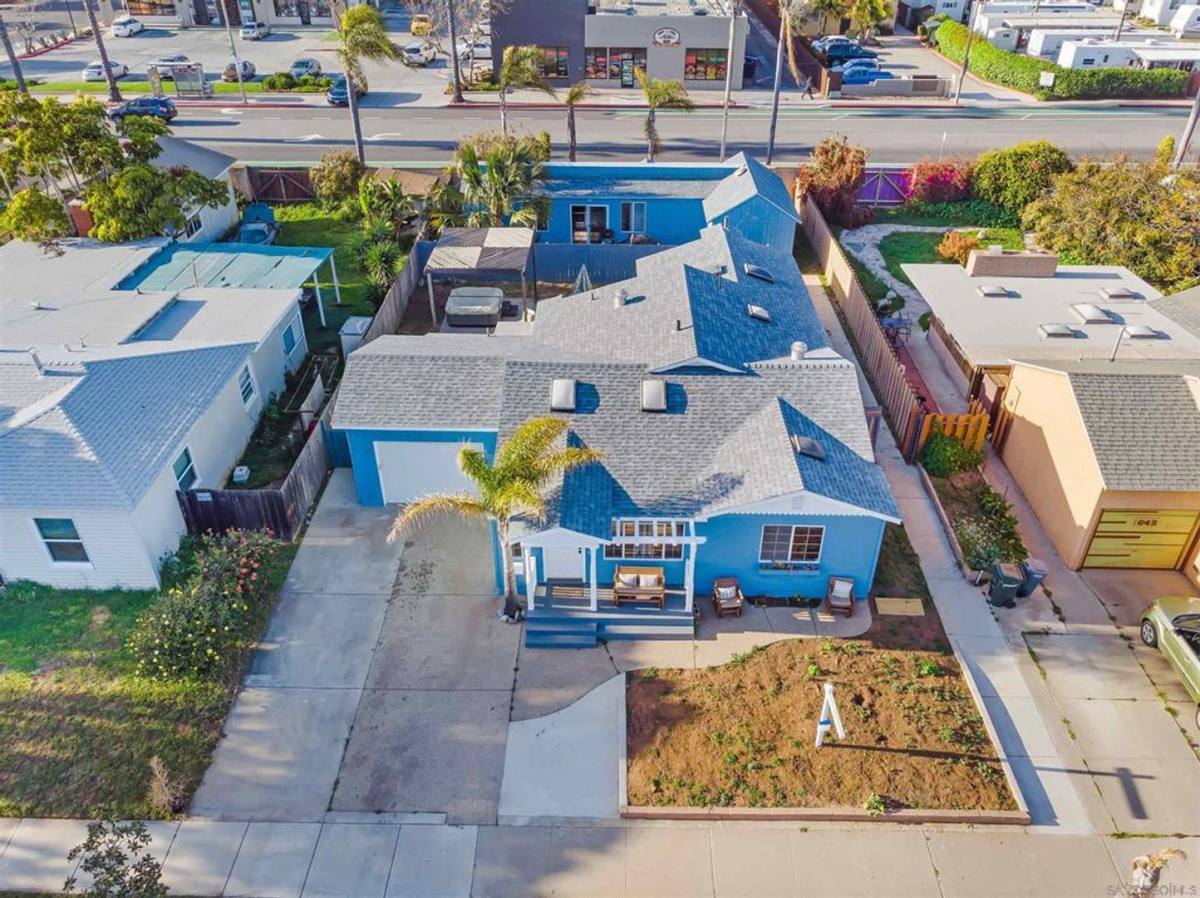 Apartment for rent at 632 Dahlia Ave, Imperial Beach, CA 91932