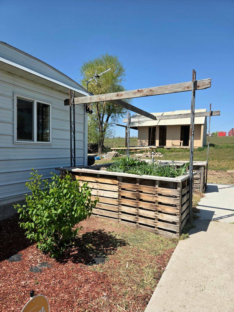 House for rent at 28750 Rocky Rd, Parma, ID 83660