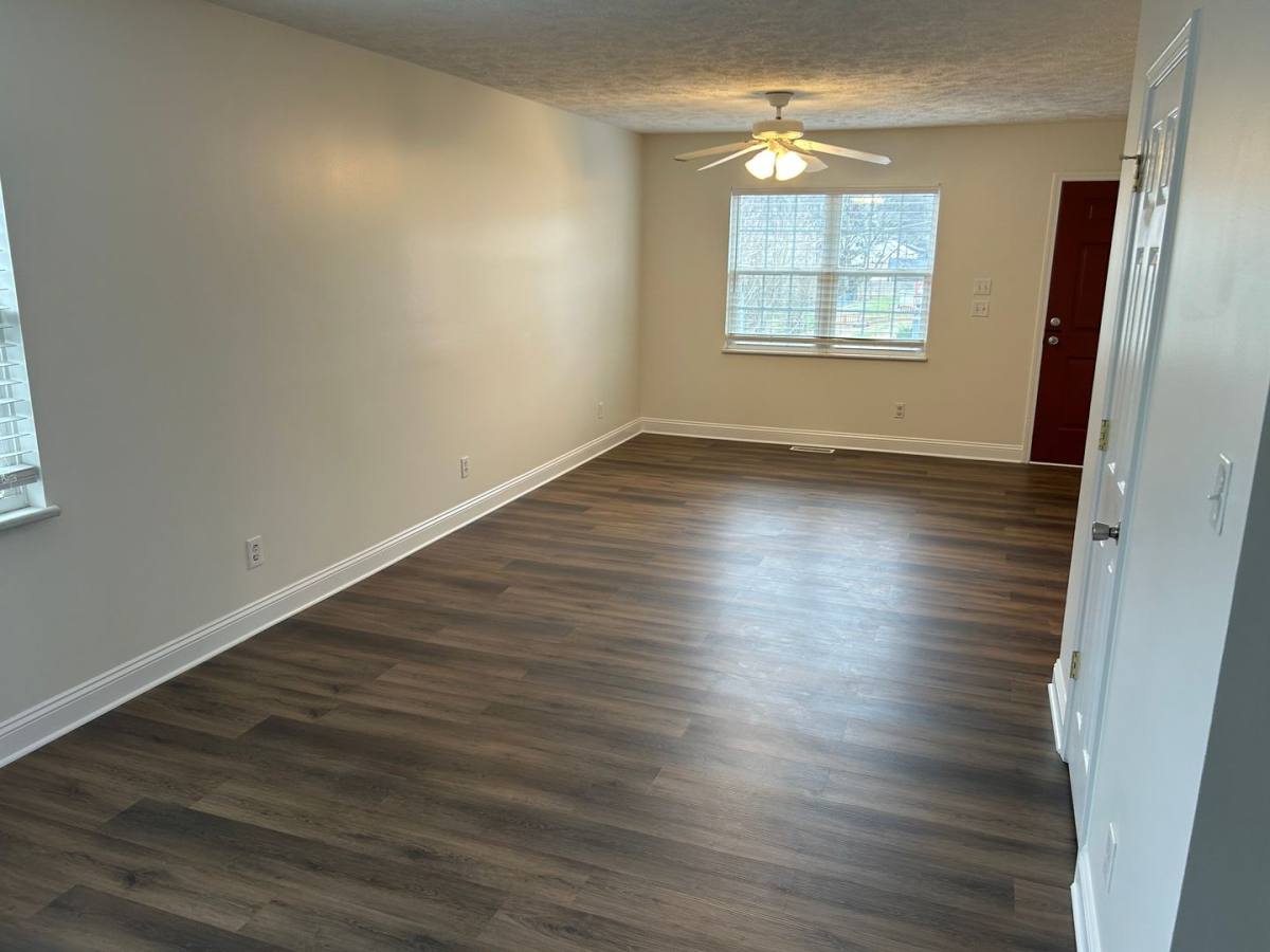House for rent at 907 Mynders Ave, Maryville, TN 37801