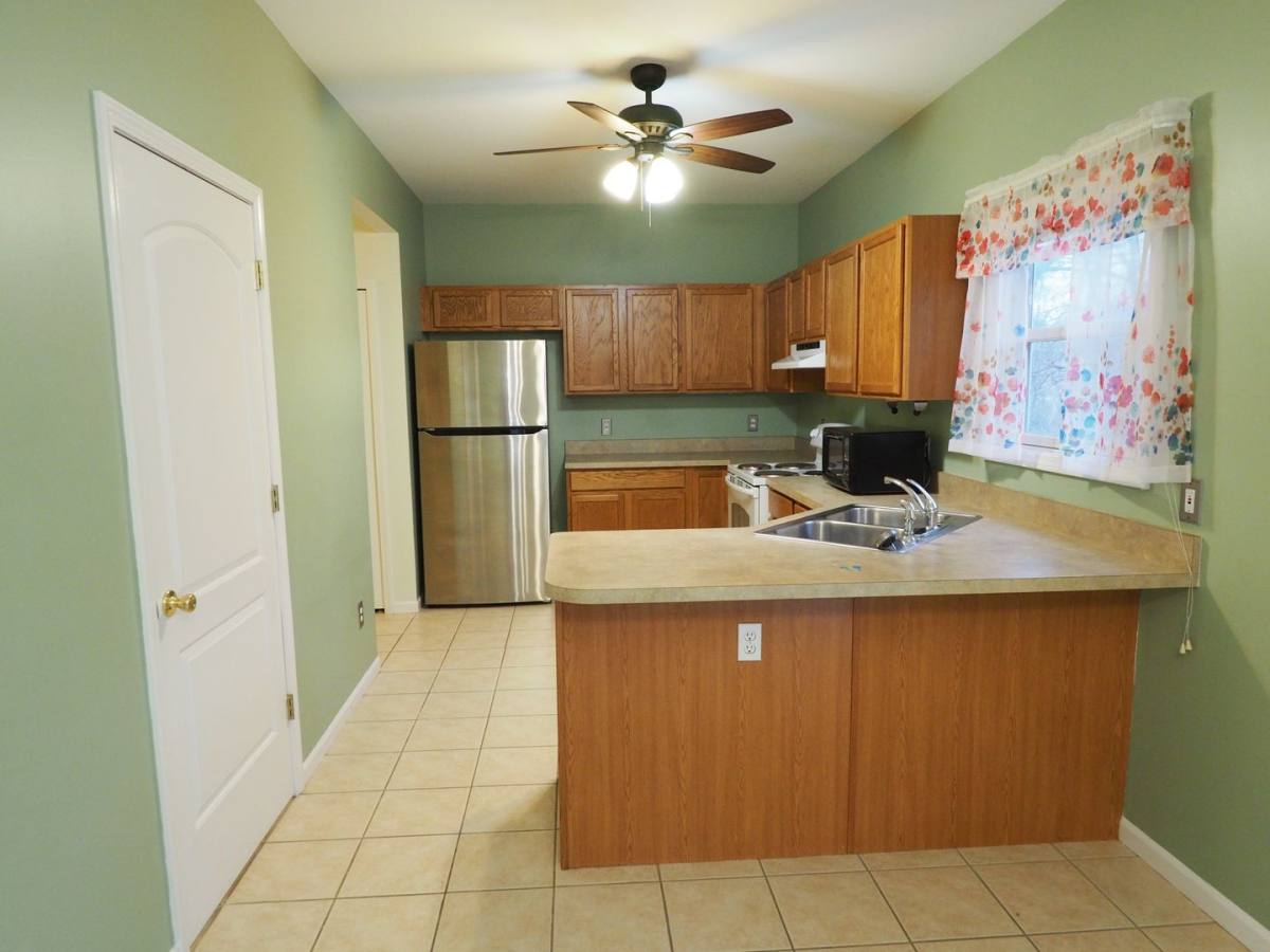 Apartment for rent at 3029 Charing Cross Rd, Ann Arbor, MI 48108