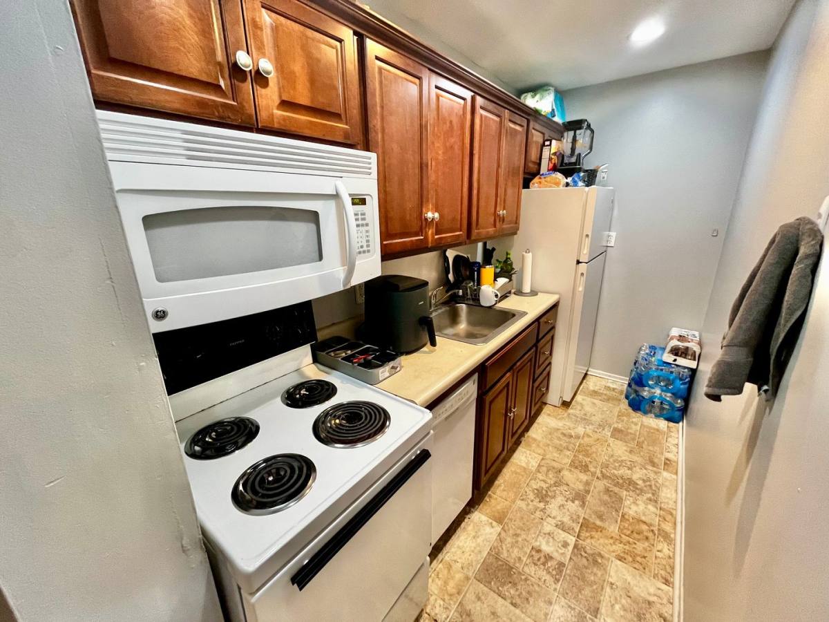 Apartment for rent at 1506 Geddes, Ann Arbor, MI 48104