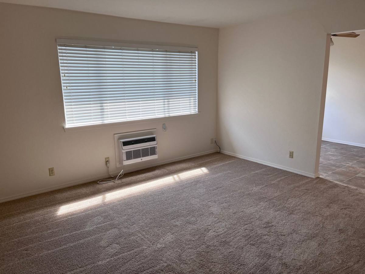 Apartment for rent at 2517 U St, Sacramento, CA 95818