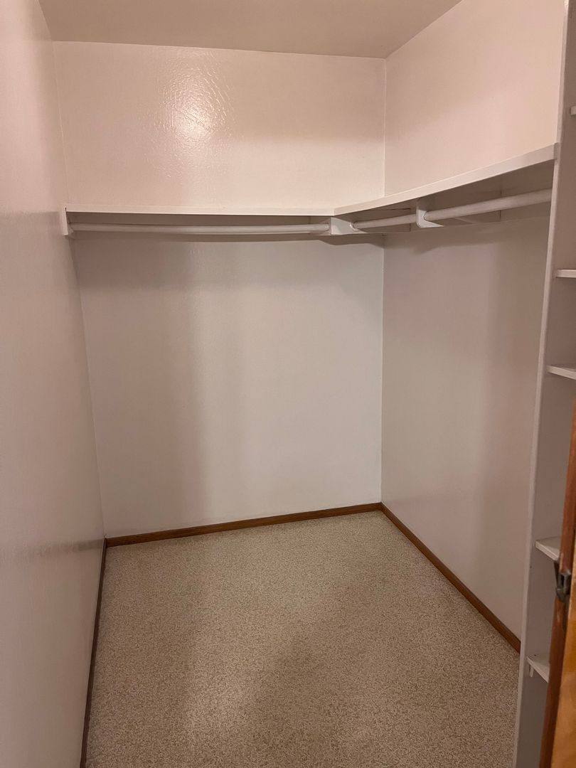 Apartment for rent at 2517 U St, Sacramento, CA 95818