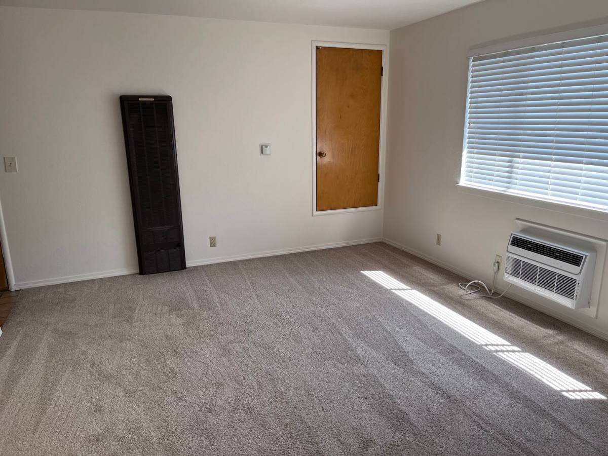 Apartment for rent at 2517 U St, Sacramento, CA 95818