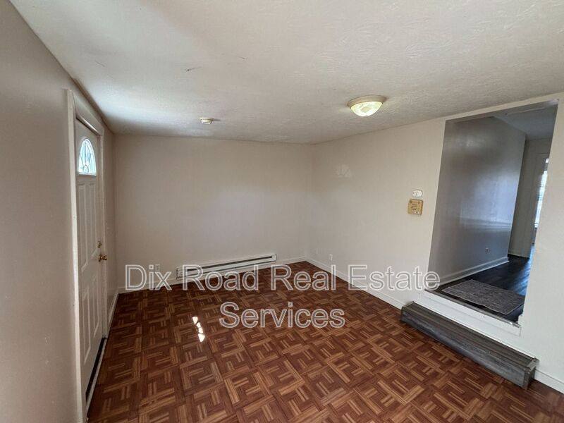 Apartment for rent at 829 Maple Ave #3, Hamilton, OH 45011