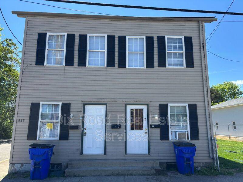 Apartment for rent at 829 Maple Ave #3, Hamilton, OH 45011