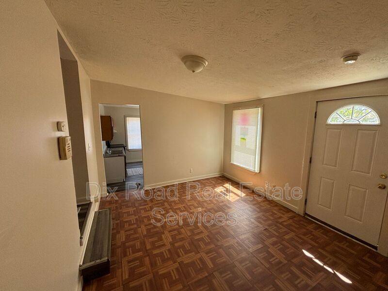 Apartment for rent at 829 Maple Ave #3, Hamilton, OH 45011