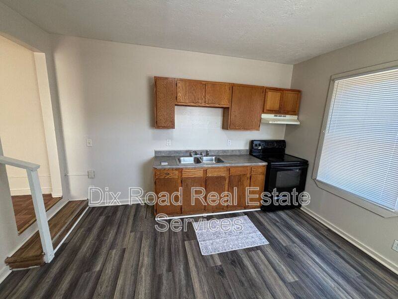 Apartment for rent at 829 Maple Ave #3, Hamilton, OH 45011