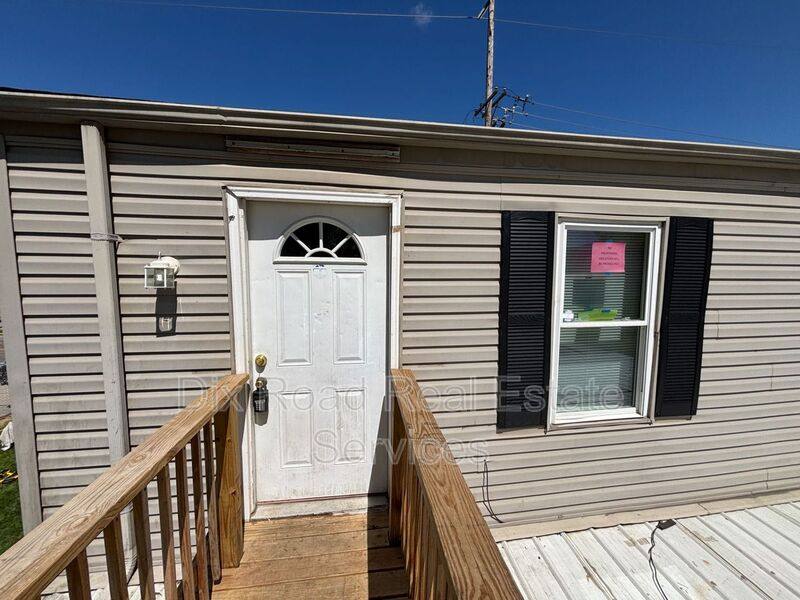 Apartment for rent at 829 Maple Ave #3, Hamilton, OH 45011