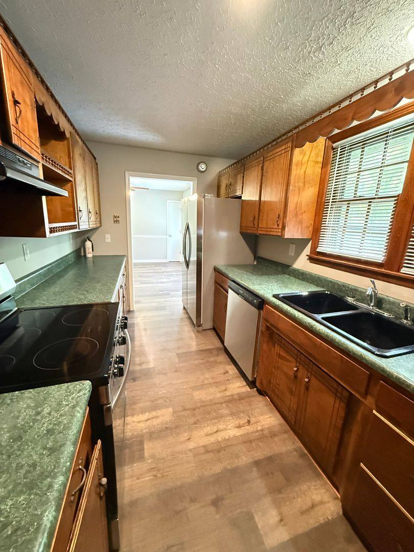 House for rent at 114 Payne Springs, Dickson, TN 37055