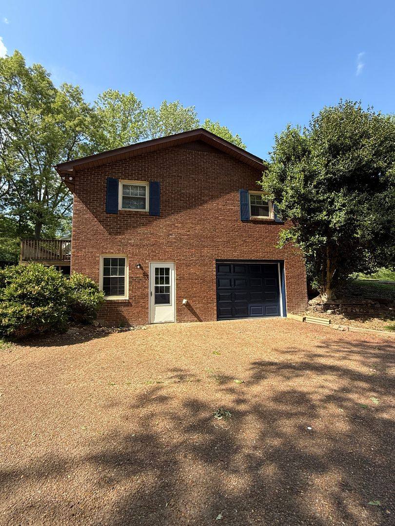 House for rent at 114 Payne Springs, Dickson, TN 37055