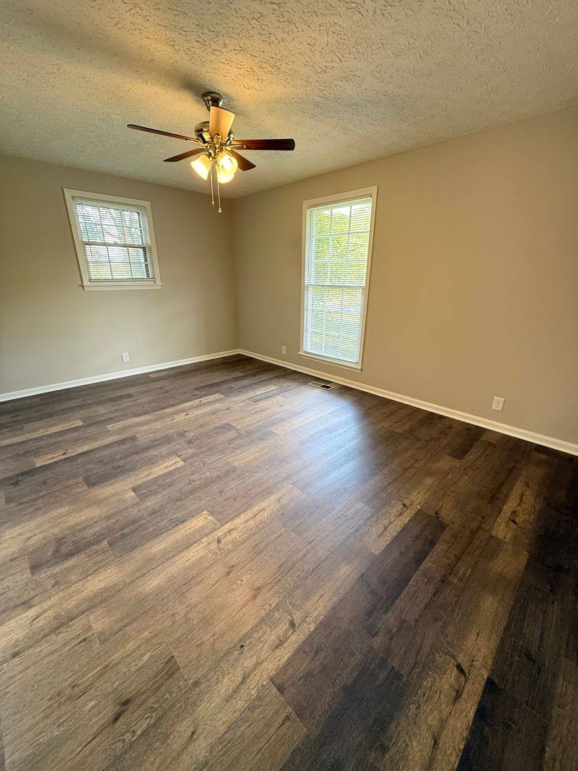 House for rent at 114 Payne Springs, Dickson, TN 37055