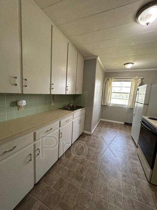 Apartment for rent at 825 S Cherokee #5, Girard, KS 66743
